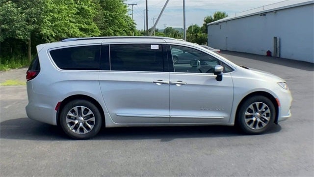 2023 Chrysler Pacifica Pinnacle in Albany, NY - Lia Auto Group